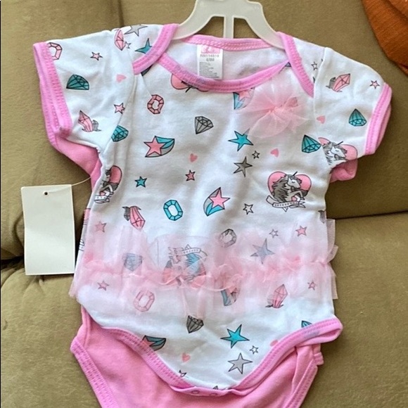 Baby girl size 6-9 months - Picture 3 of 6